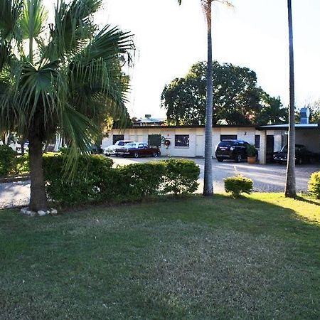 Emerald Tower Motor Inn Exterior foto